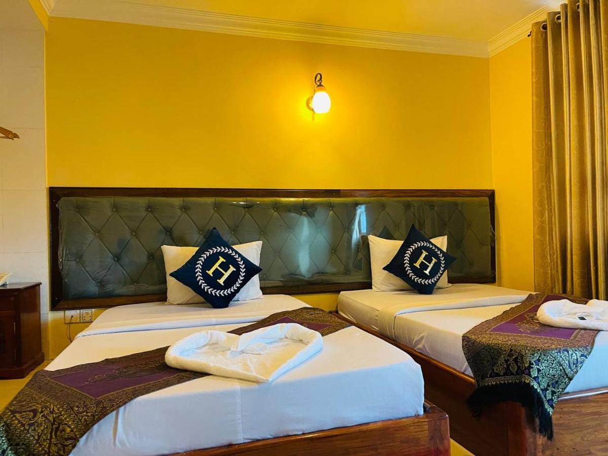 Spean Meas Hotel Phnom Penh Esterno foto